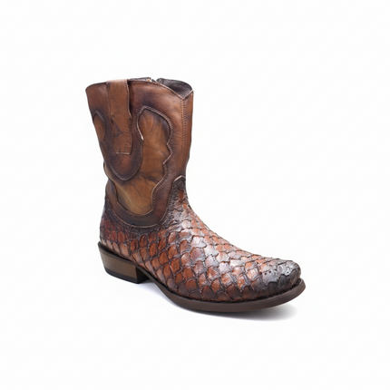 BOTA VAQUERA DE PIEL CON TEXTURA DE PIRARUCA INMODA INMODA