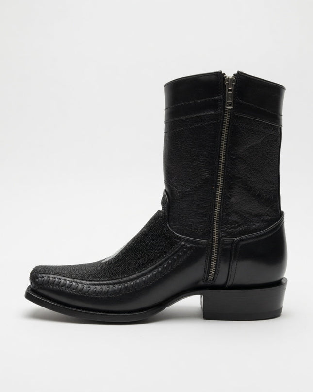 BOTA URBANA LEGADO EXOTICA DIEGO MANTARRAYA Rio Grande